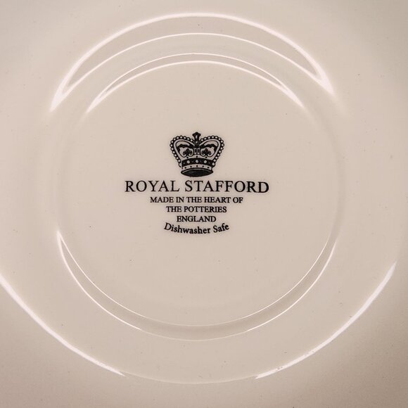 Set of 2  Cereal Bowls - Royal Stafford Skulls & Roses Halloween China Dishes - Picture 5 of 6